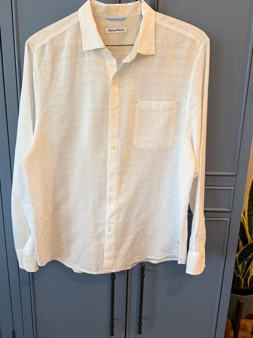 Tommy Bahama Men's White Textured Linen-Blend Button Down Shirt
